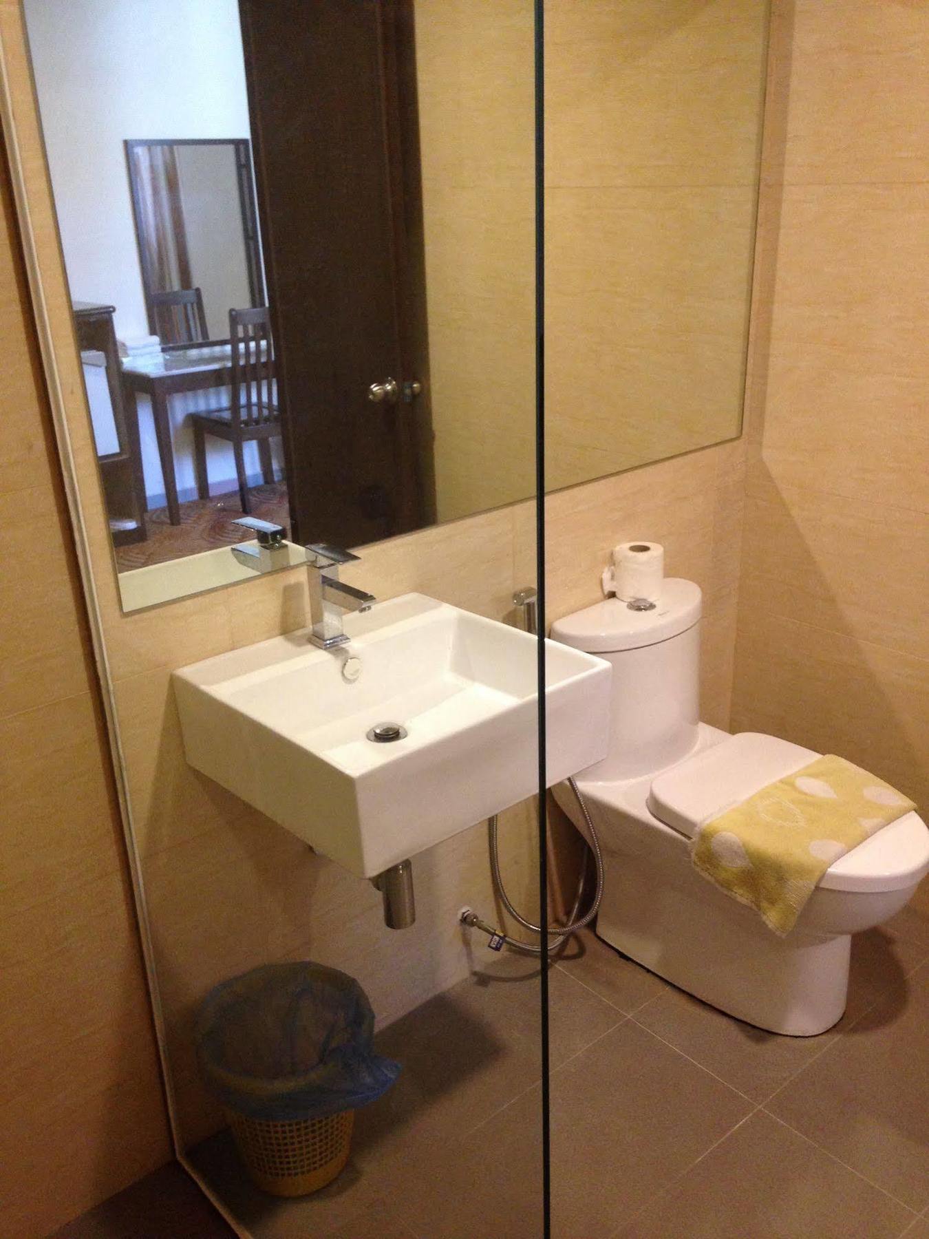 Century Hotel Кота Кинабалу Екстериор снимка